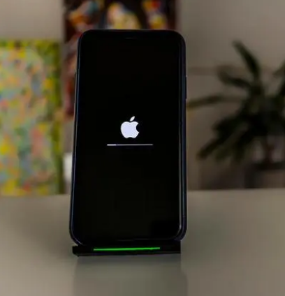 长子苹果手机维修分享更新iOS 16时卡在滑动升级界面解决办法 