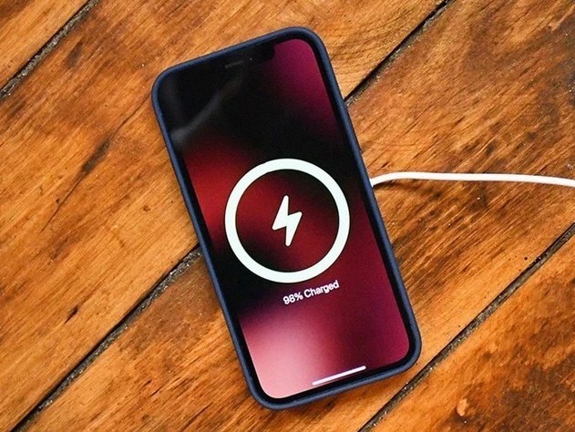 长子苹果手机维修分享iPhone 12可以随便充电吗 